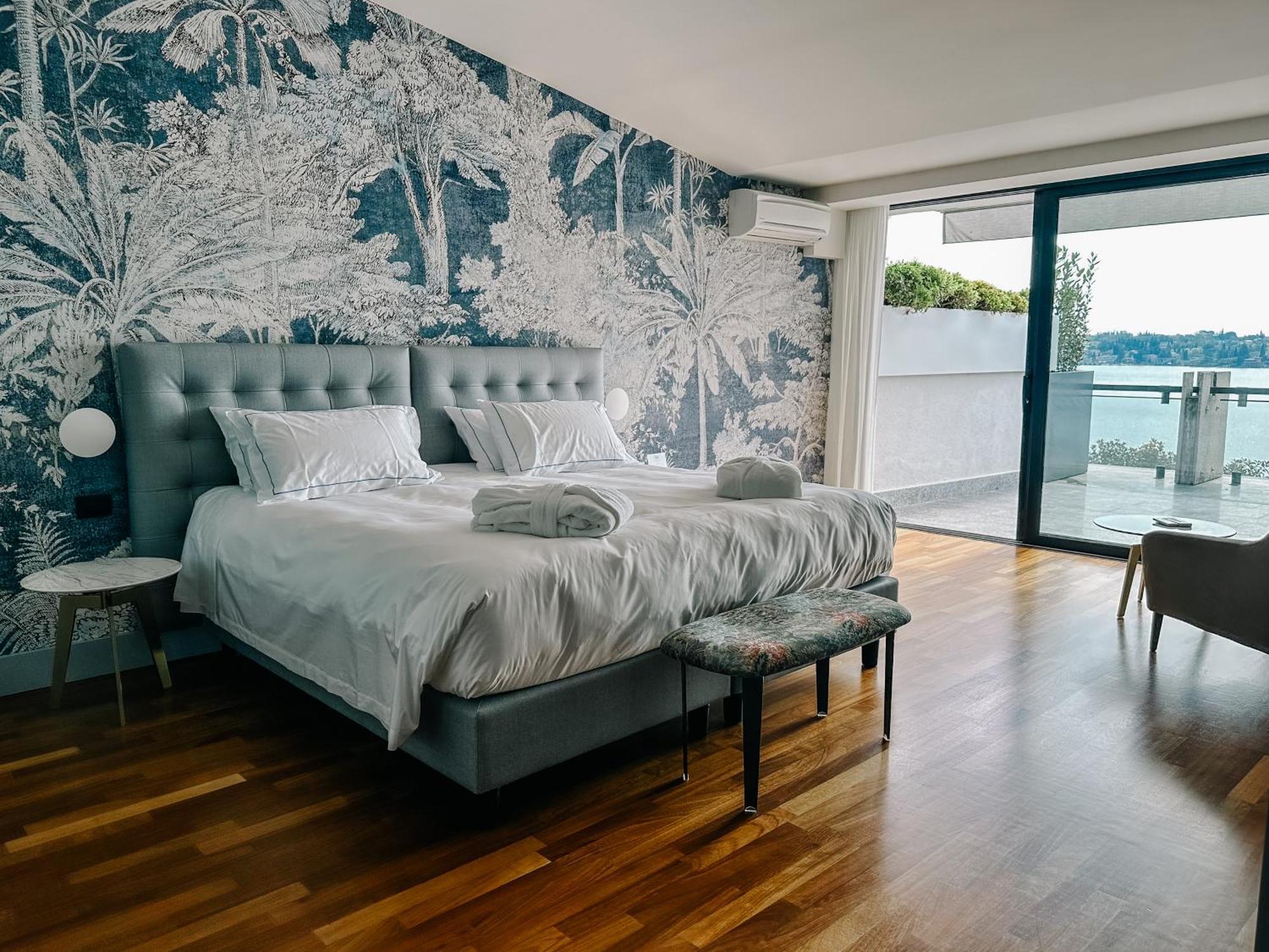 Hotel Salo Du Parc Екстериор снимка